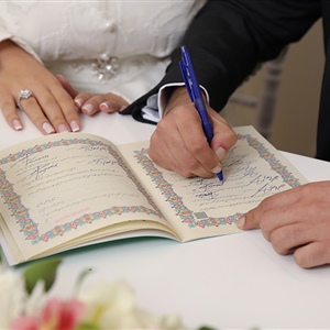 نمونه عکس مراسم عقد در آتلیه نورا